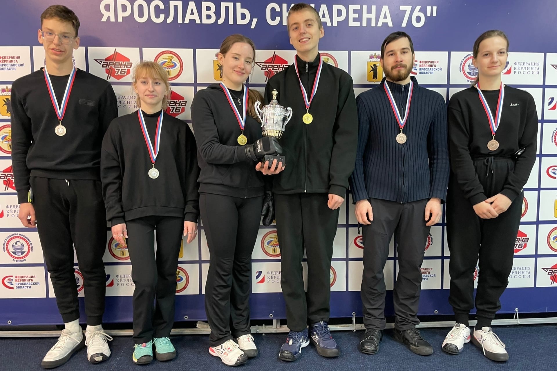 В Ярославле завершился чемпионат области по керлингу