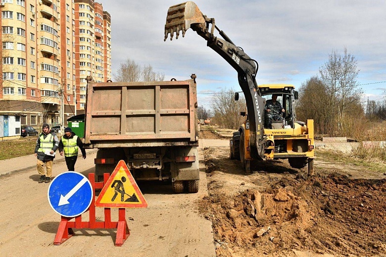 В Ярославле ремонт улицы Батова завершится после майских праздников