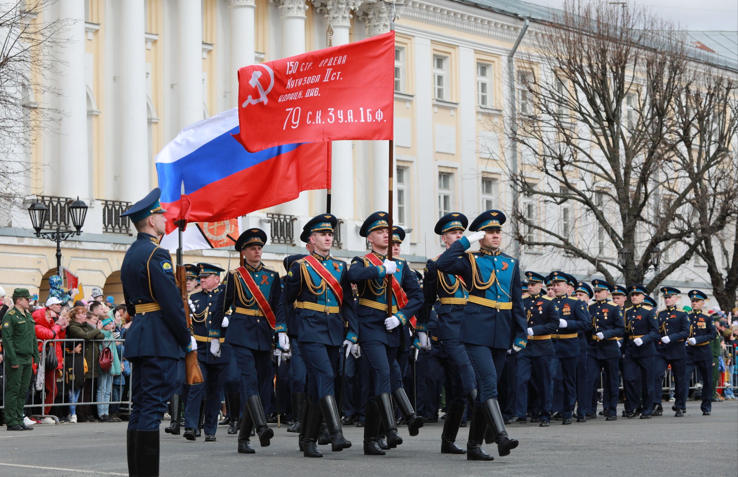 Михаил Евраев принял участие в праздничных мероприятиях в честь 77-й годовщины Победы