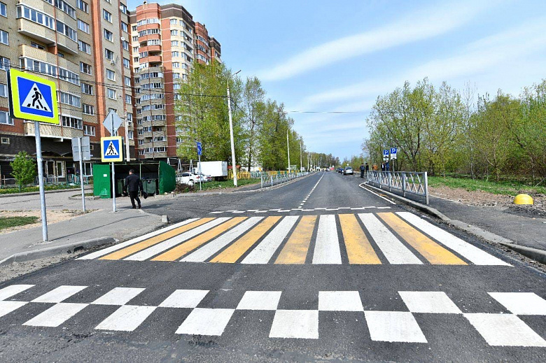 В Ярославле подрядчик досрочно завершил ремонт улицы Батова