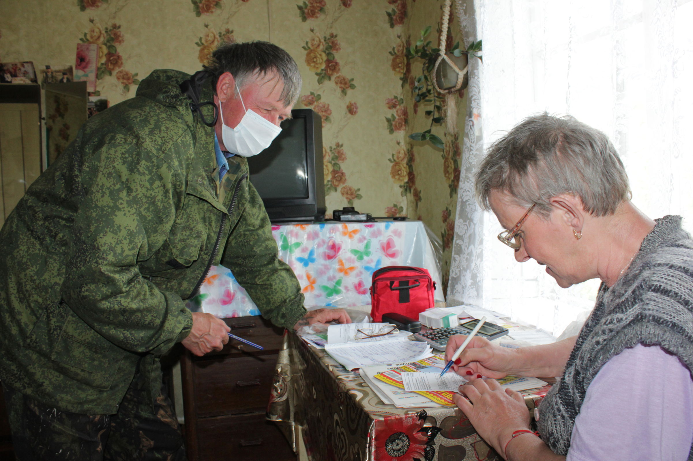 Почтальоны Ярославской области могут доставить на дом новые социальные выплаты на детей