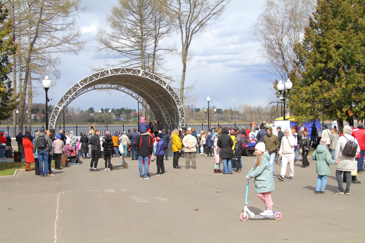 На семейном празднике в Рыбинске поддержат обновление Волжского парка