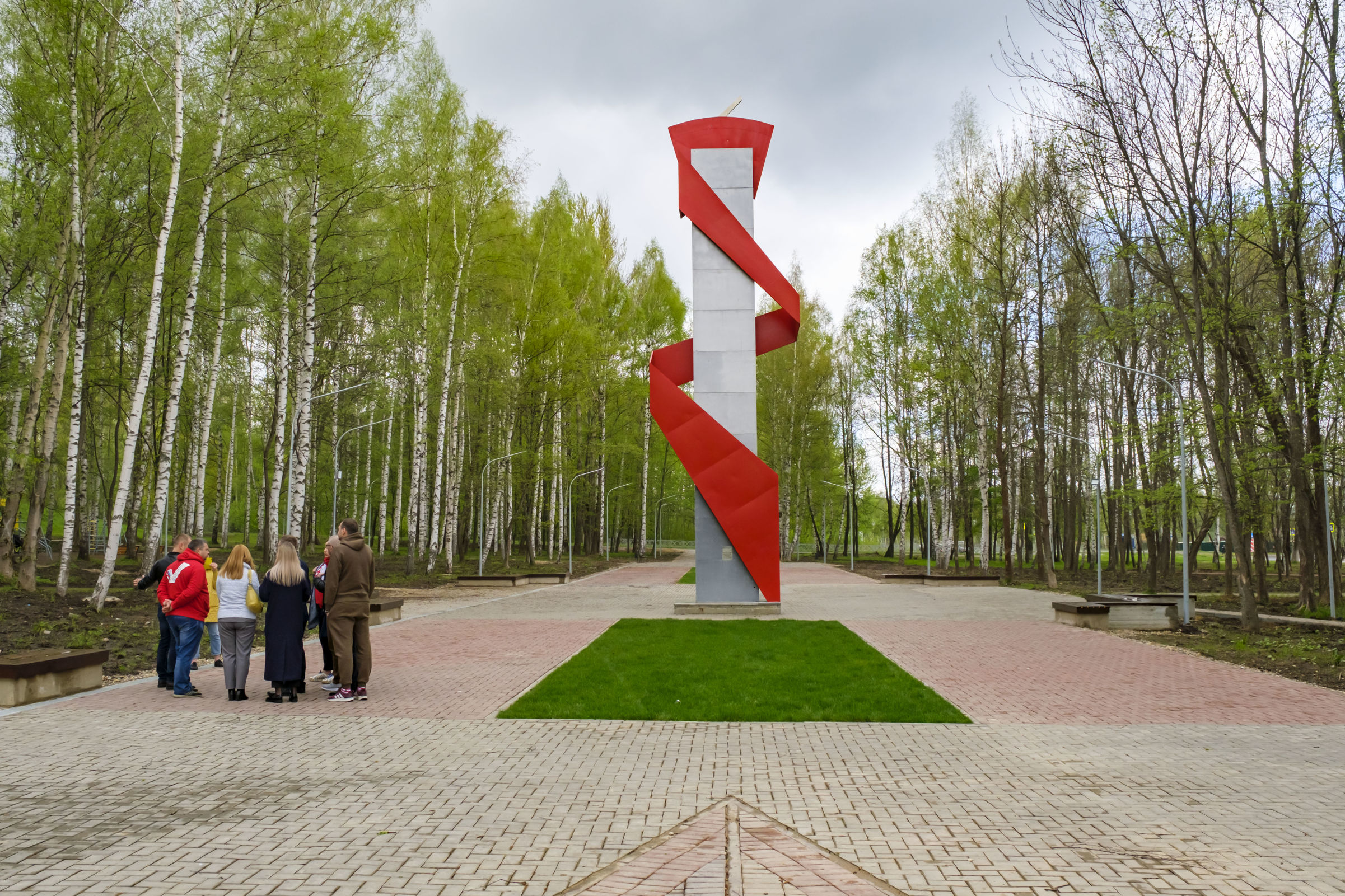 Группа губернаторского контроля проинспектировала благоустройство парков в Ярославле