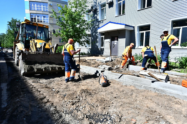 Ремонт проезда Ухтомского в Ярославле завершится в конце июня