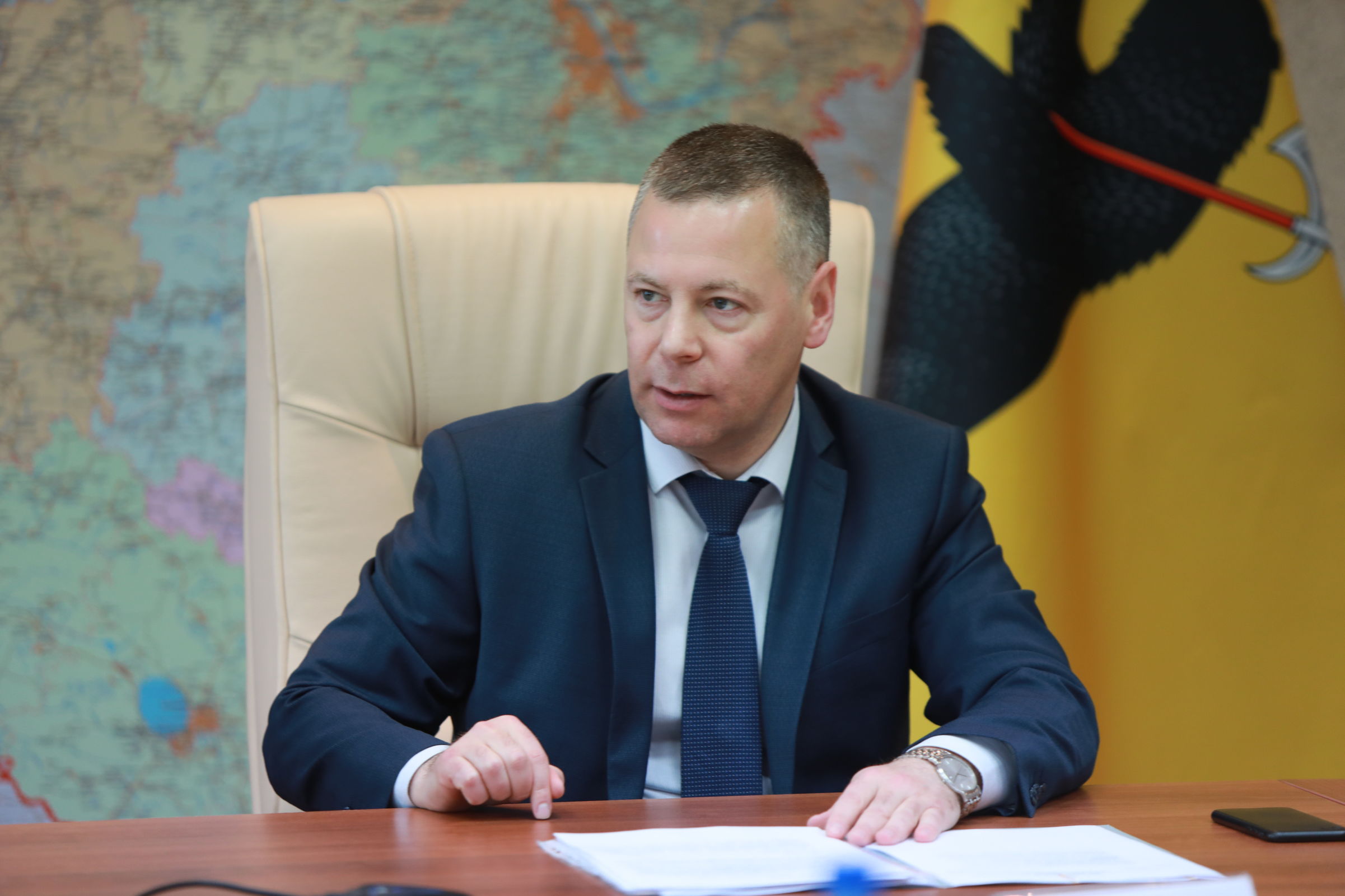 Михаил Евраев поручил привлечь к ответственности виновных в срыве гарантийного ремонта дорог