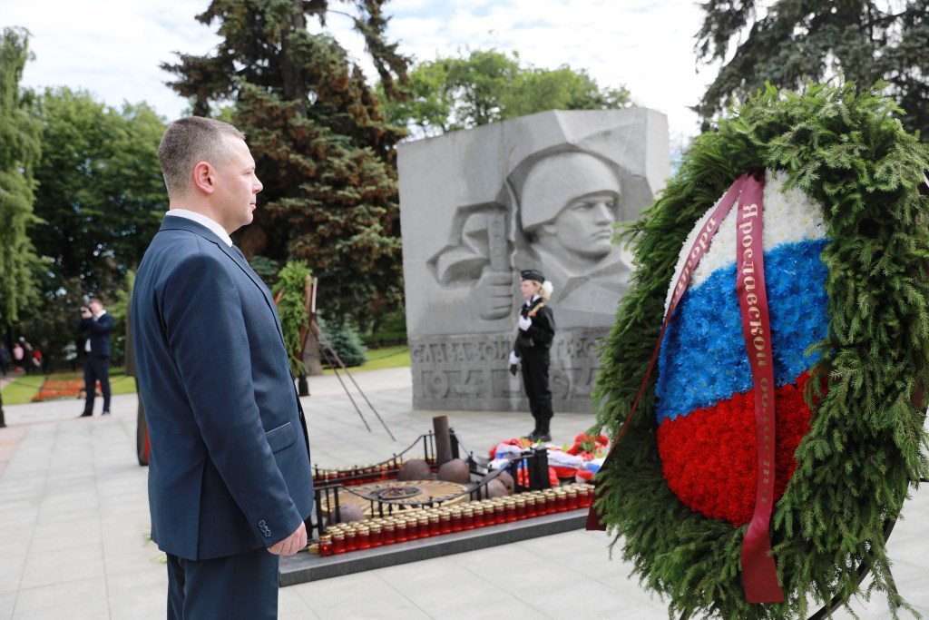 Михаил Евраев принял участие в мероприятиях, посвященных Дню памяти и скорби