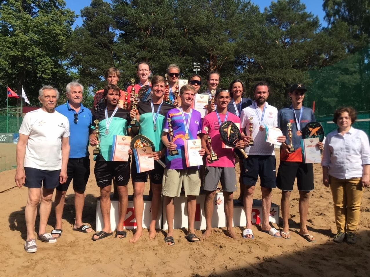 Спортсмены Ярославской области завоевали медали чемпионата и первенства России по пляжному теннису