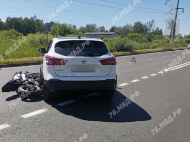 В аварии с иномаркой в Ярославле пострадал мотоциклист