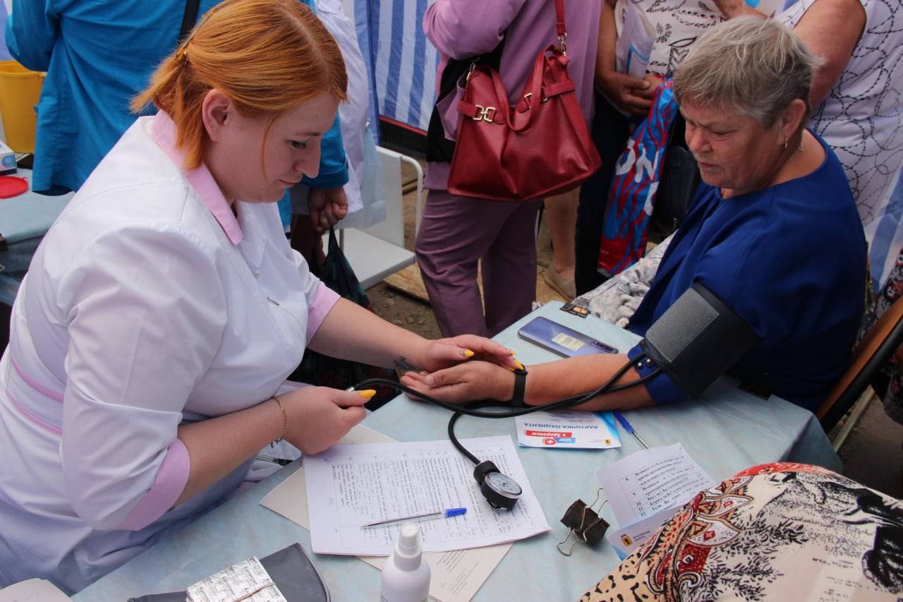 В Ярославской области начали работать выездные мобильные медпункты