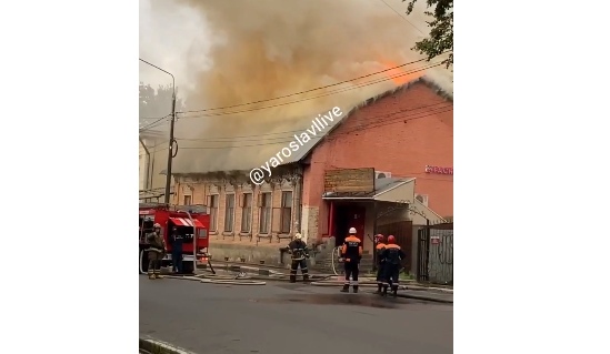 В центре Ярославля утром загорелась сауна