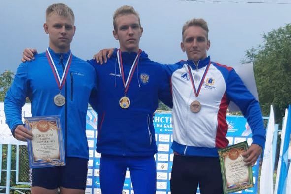 Ярославец стал победителем Всероссийских соревнований по гребле на байдарках и каноэ