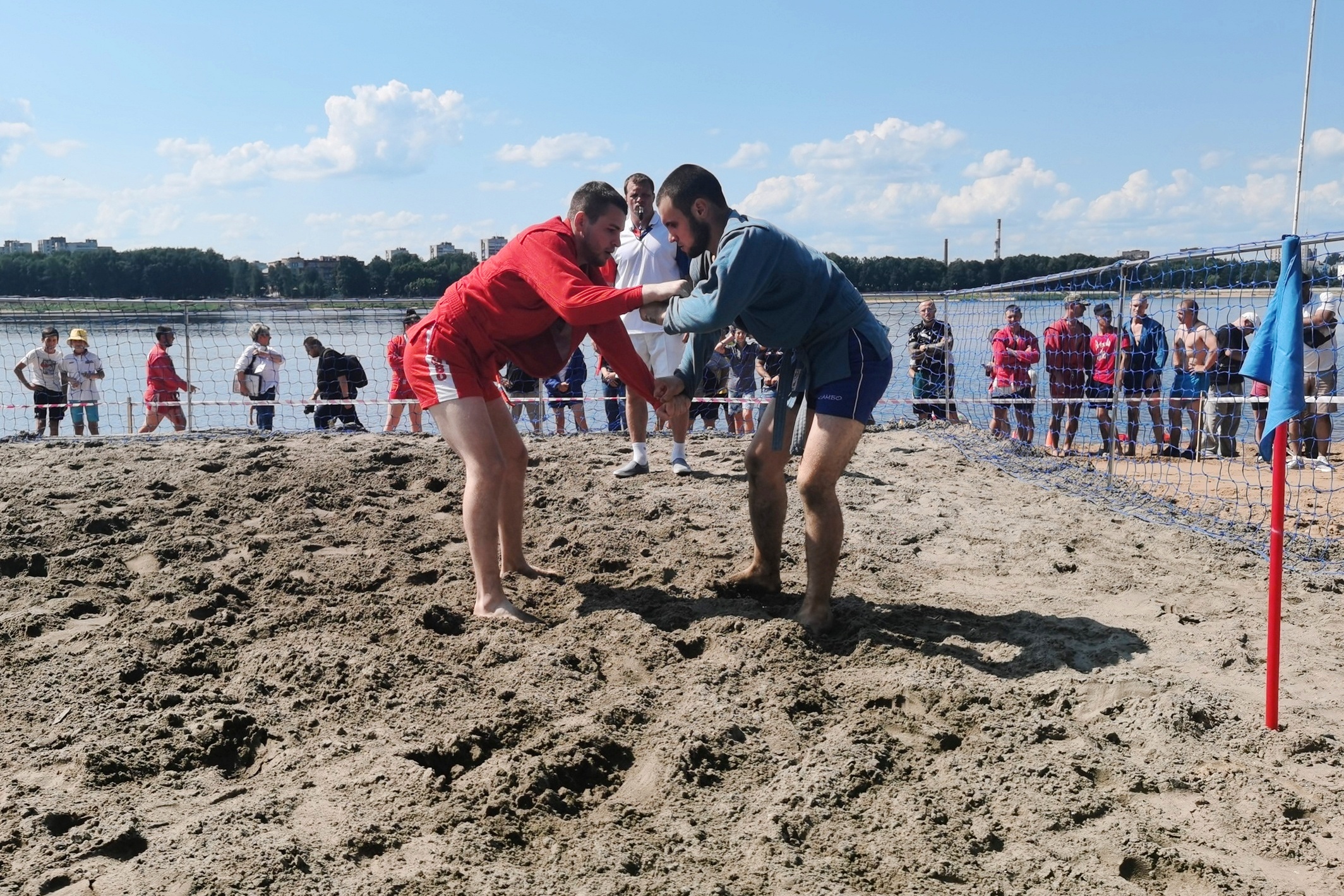 Первые Всероссийские соревнования по пляжному самбо прошли в Рыбинске