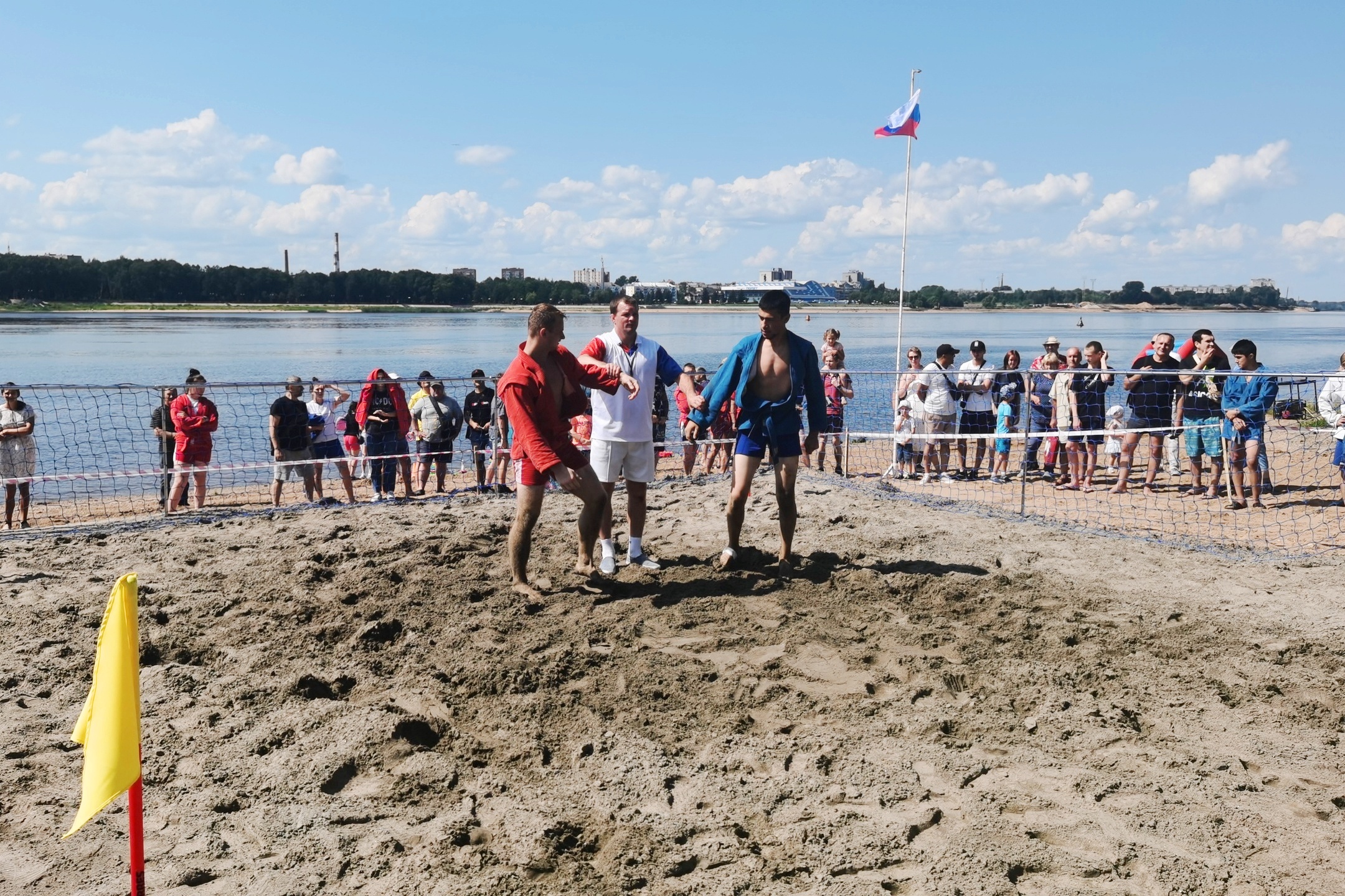 Первые Всероссийские соревнования по пляжному самбо прошли в Рыбинске