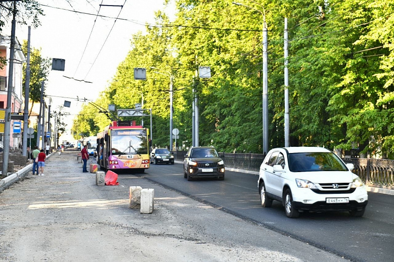 В центре Ярославля перенесут остановки общественного транспорта