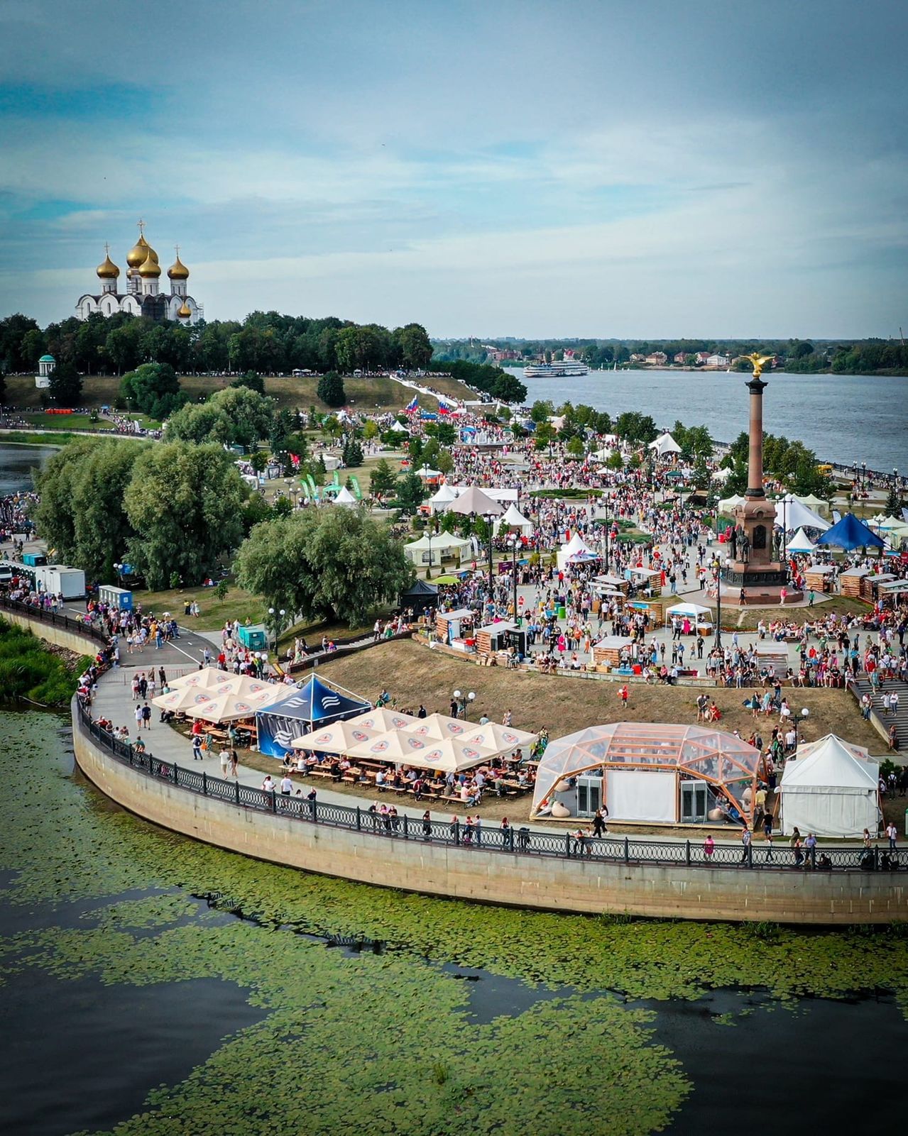 Более 23 тысяч туристов посетили День города Ярославля и гастрофестиваль «Пир на Волге»