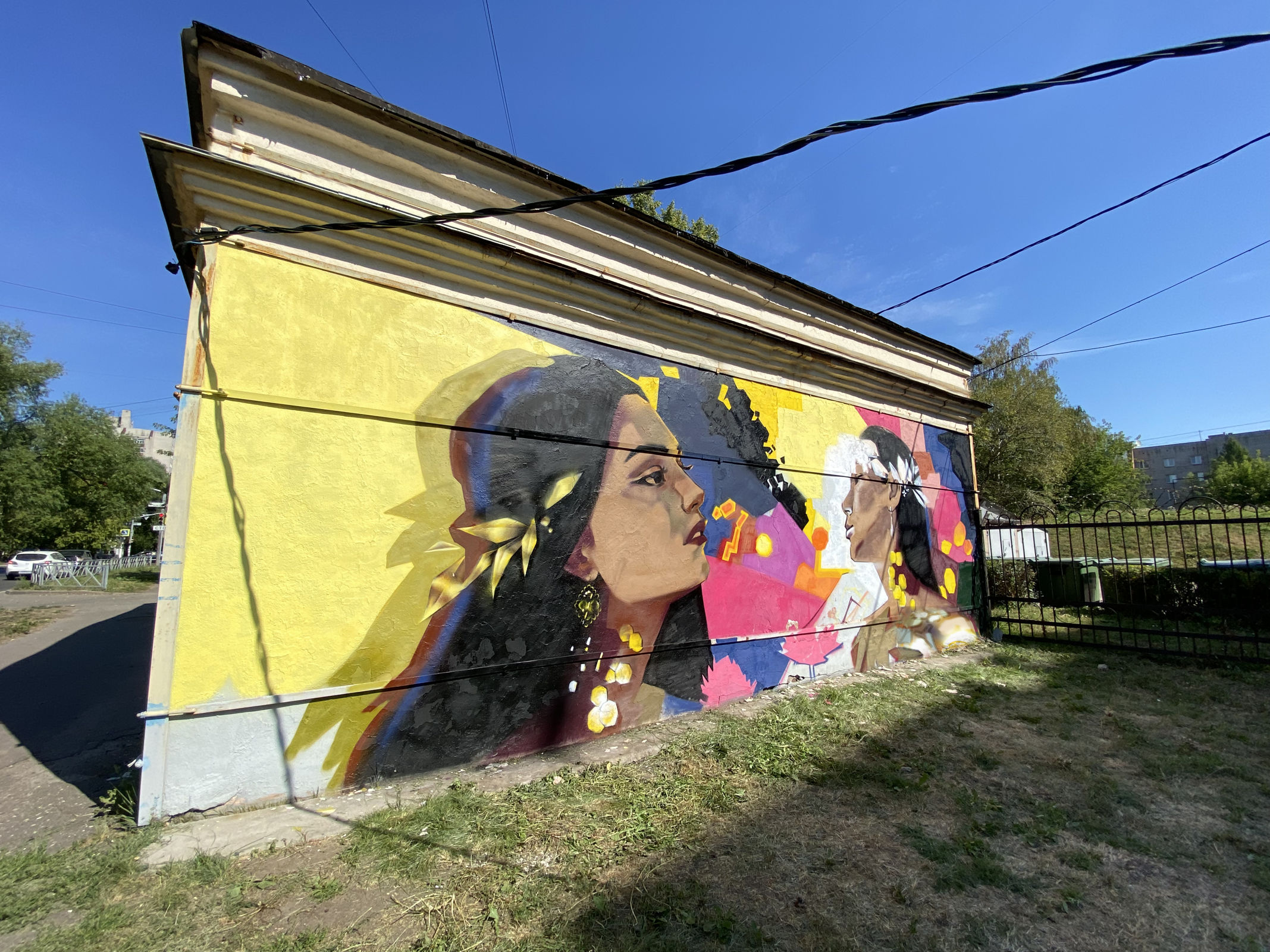 Трансформаторная подстанция «Ярэнерго» стала городским арт-объектом