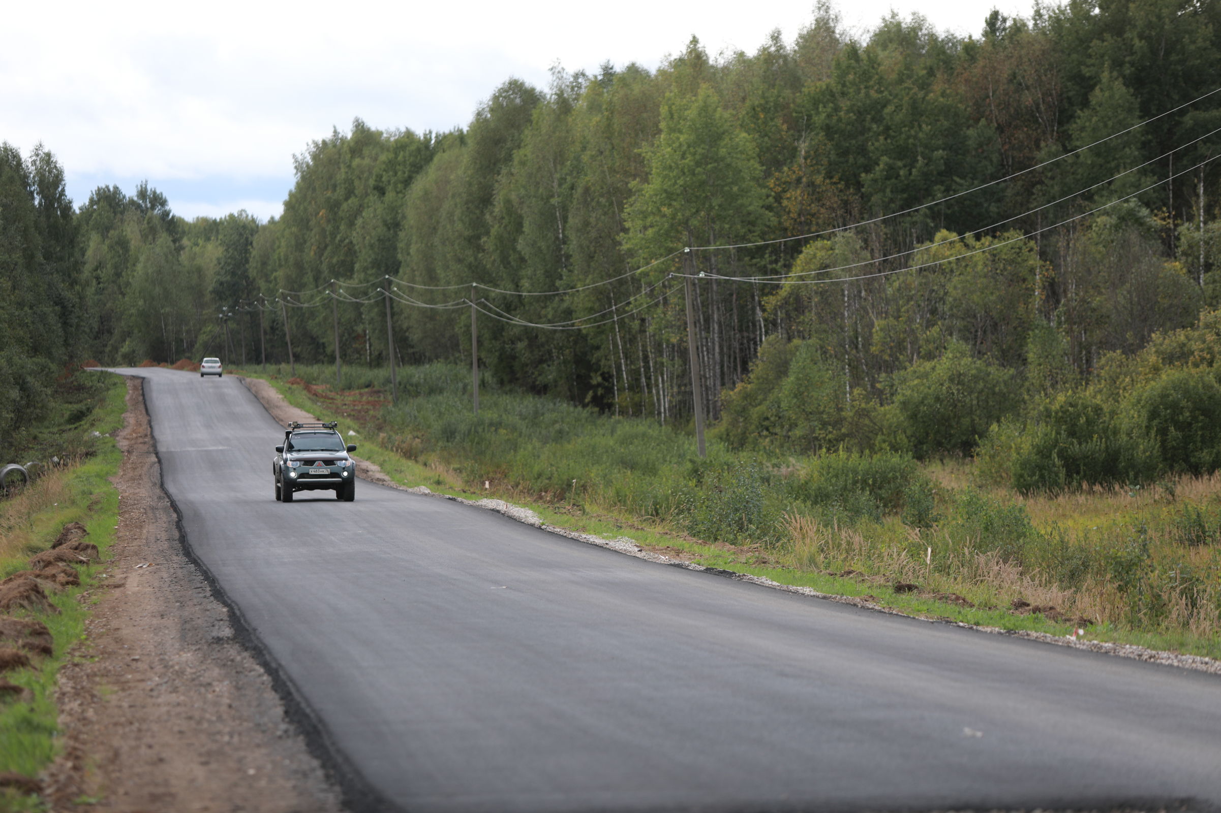 Михаил Евраев: ремонт дороги на Варегово идёт в графике и будет завершён в срок