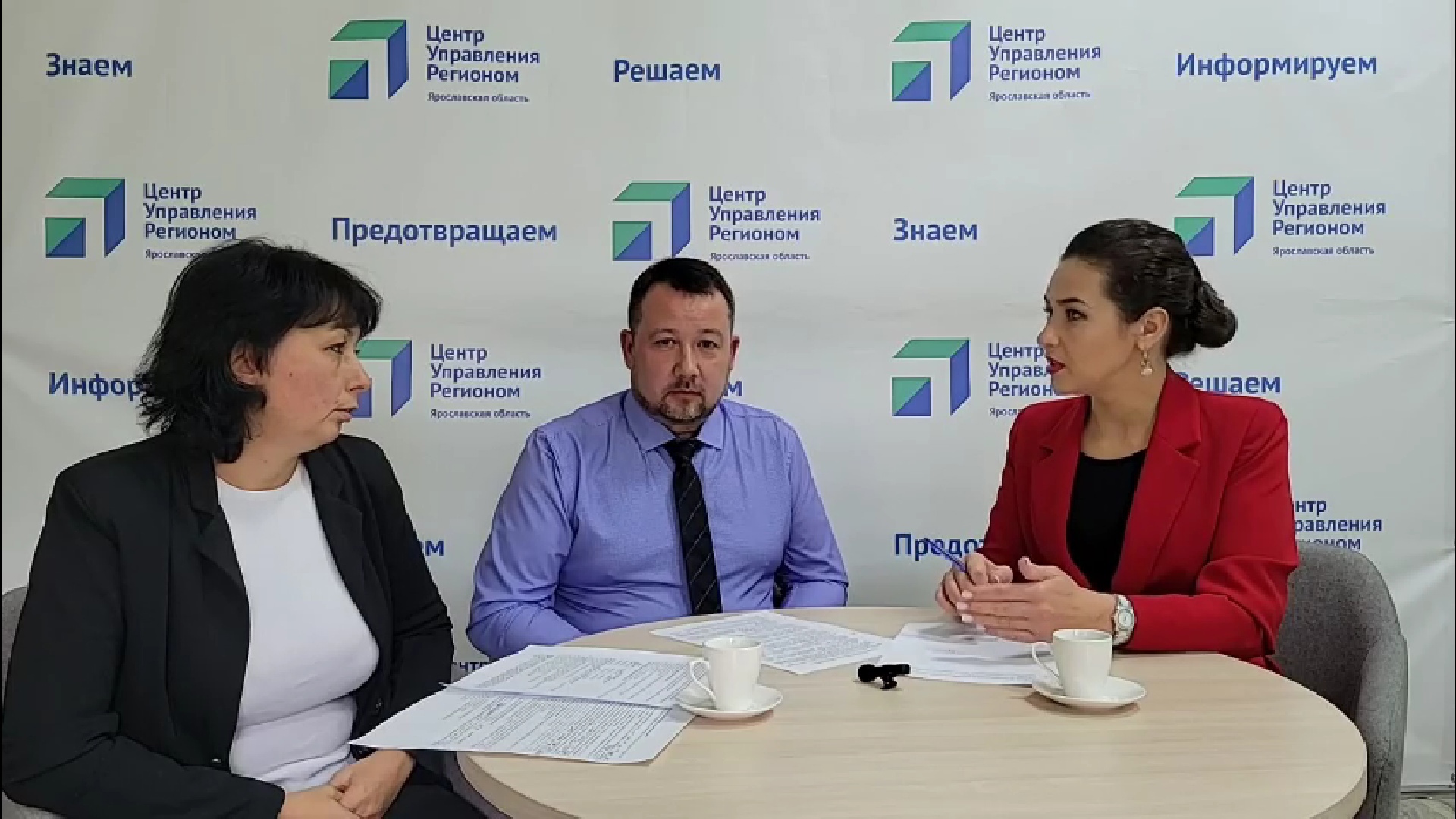 Ярославцам рассказали о порядке назначения выплат и пособий семьям с детьми