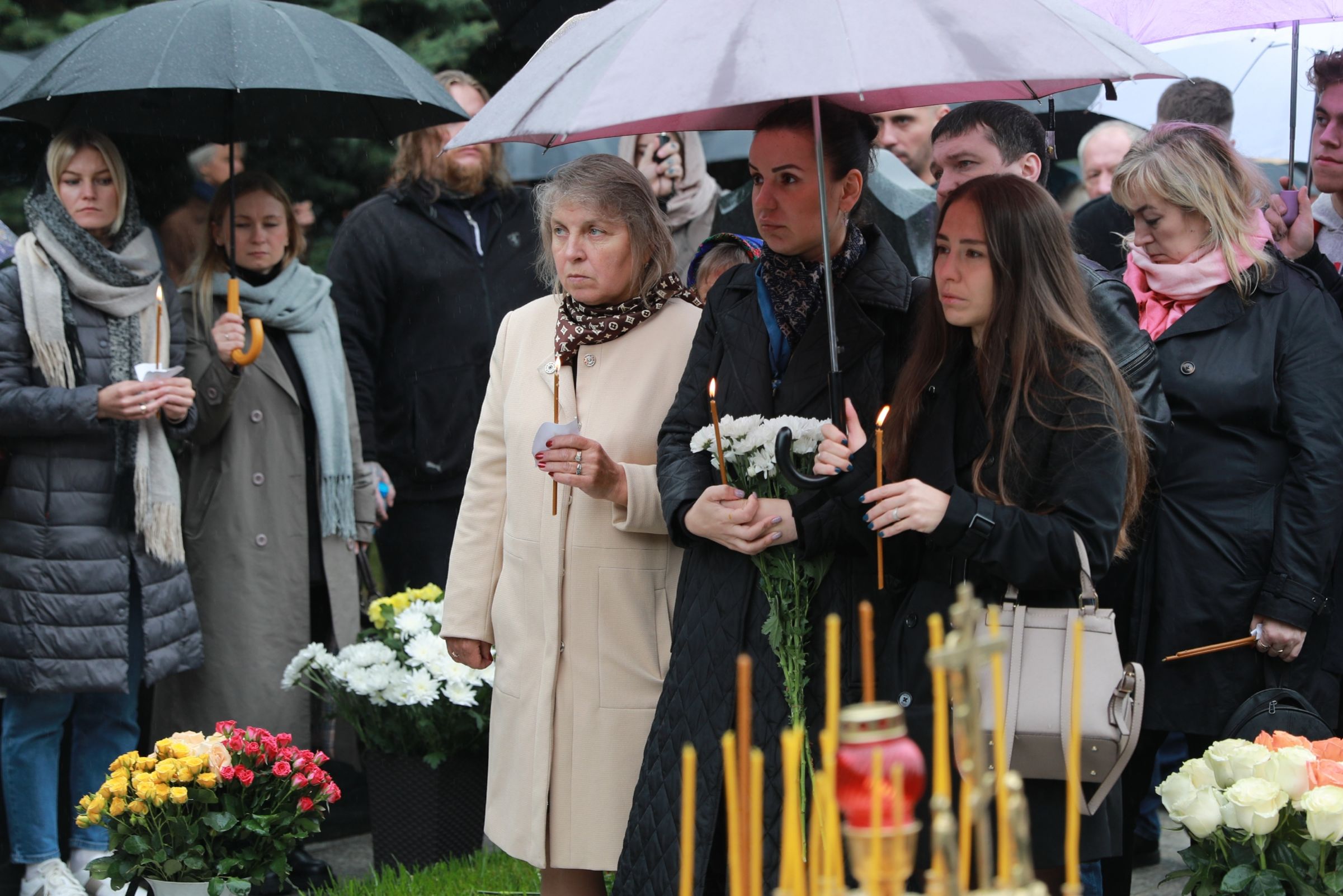 ​Михаил Евраев принял участие в мероприятиях в память о погибшей команде «Локомотив»