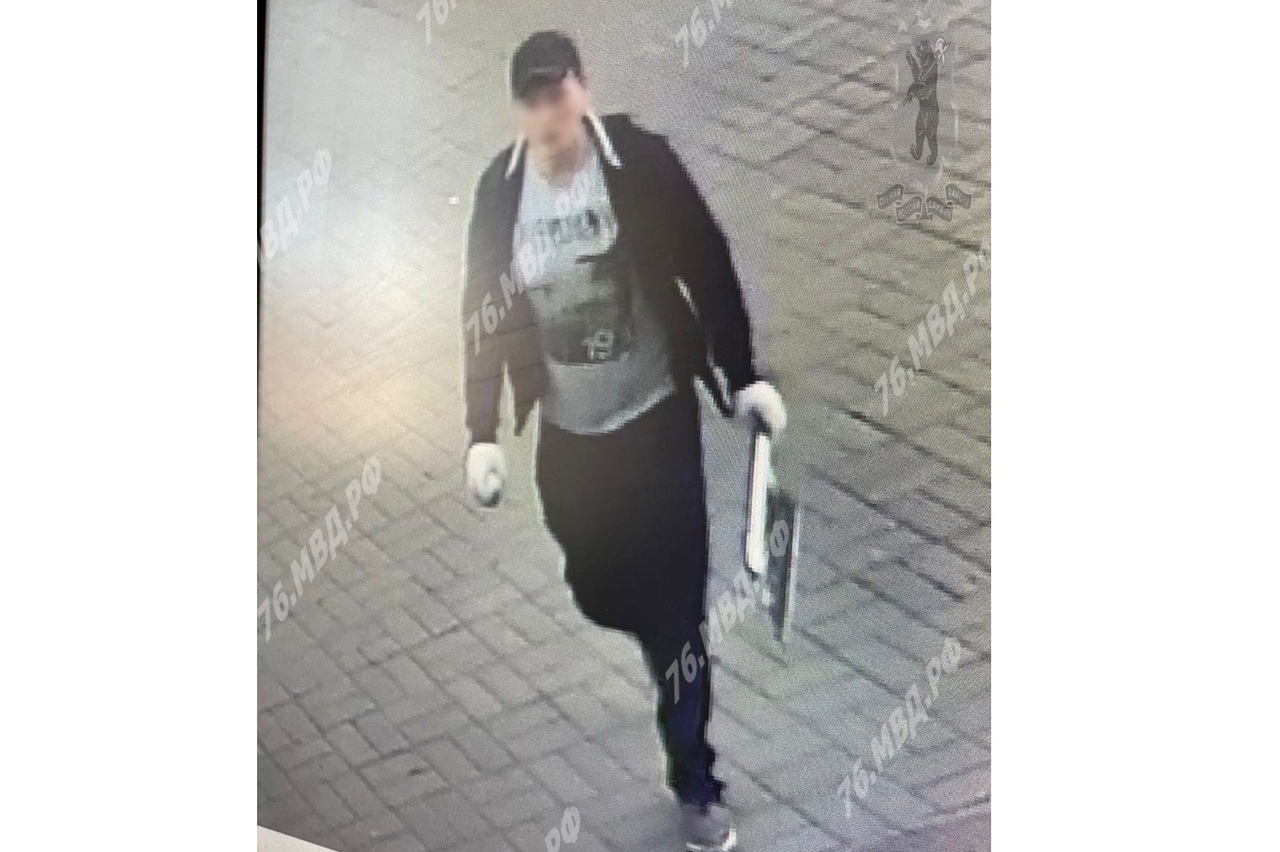 В Ярославле ищут вандала, разместившего на фасадах домов рекламу наркотиков