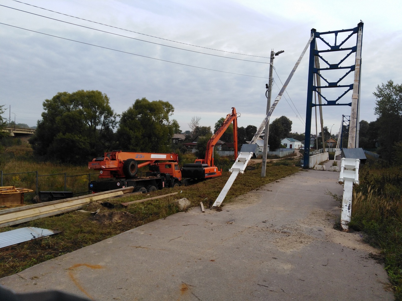 В Ярославской области начали восстанавливать рухнувший в Борисоглебском мост
