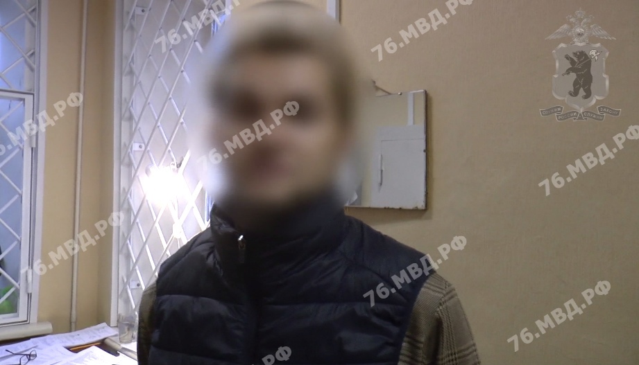 В центре Ярославля пьяный мужчина ограбил девятилетнюю девочку