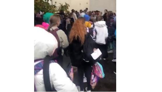 В Ярославле эвакуировали учеников и сотрудников одной из центральных школ