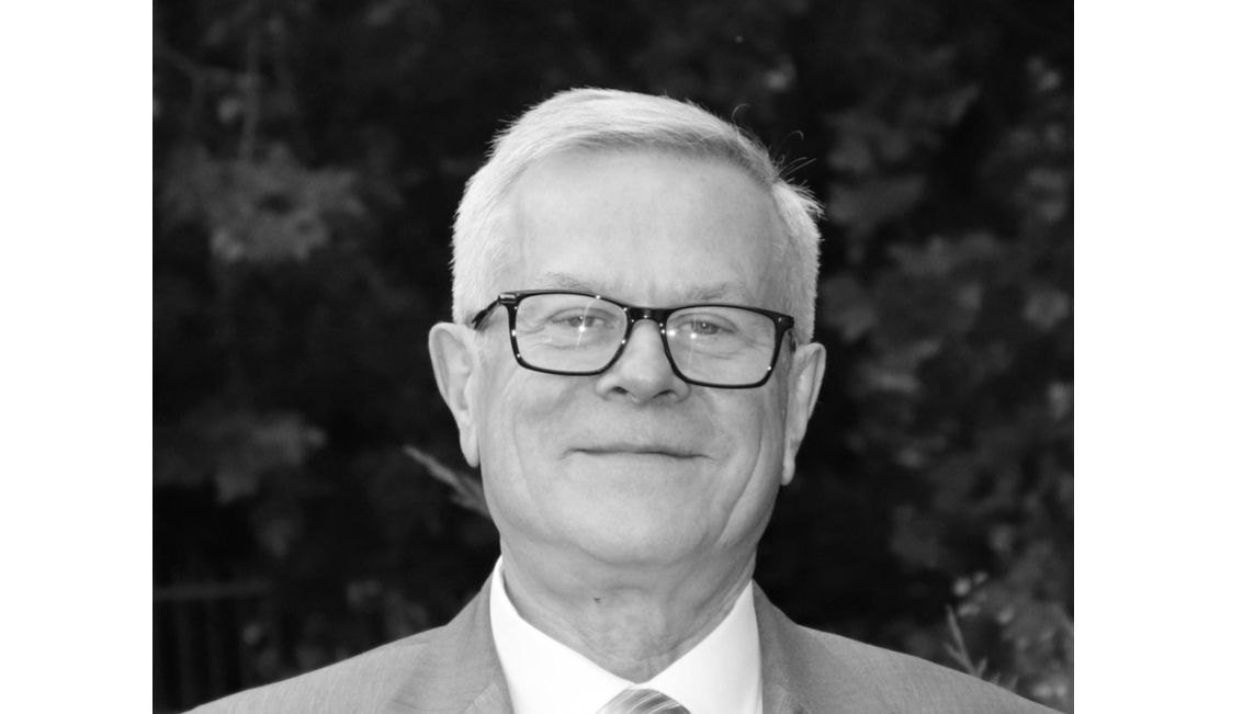 В Ярославле после тяжелой болезни скончался экс-сотрудник ярославского ...