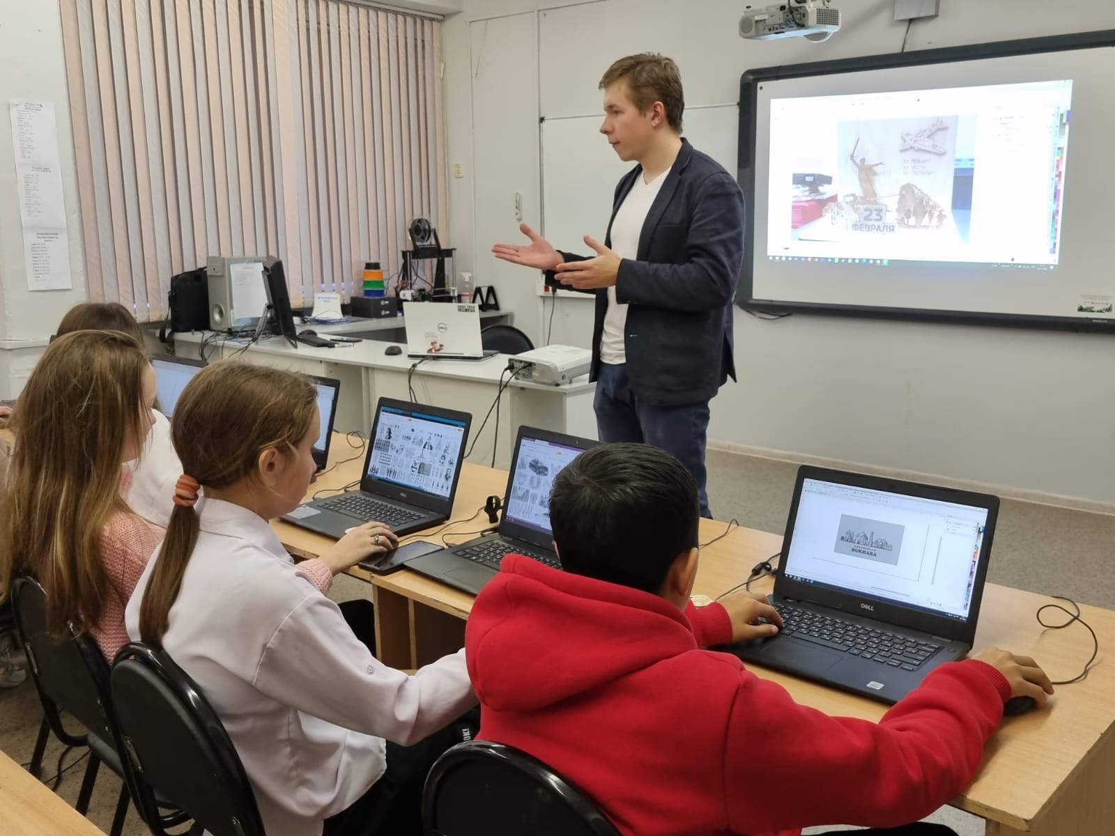 Мобильный «Кванториум» начал работу на базе Кузнечихинской школы