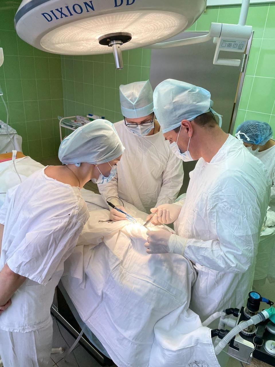 В Ярославской области впервые провели операцию у грудничка с гидроцефалией для стабилизации заболевания