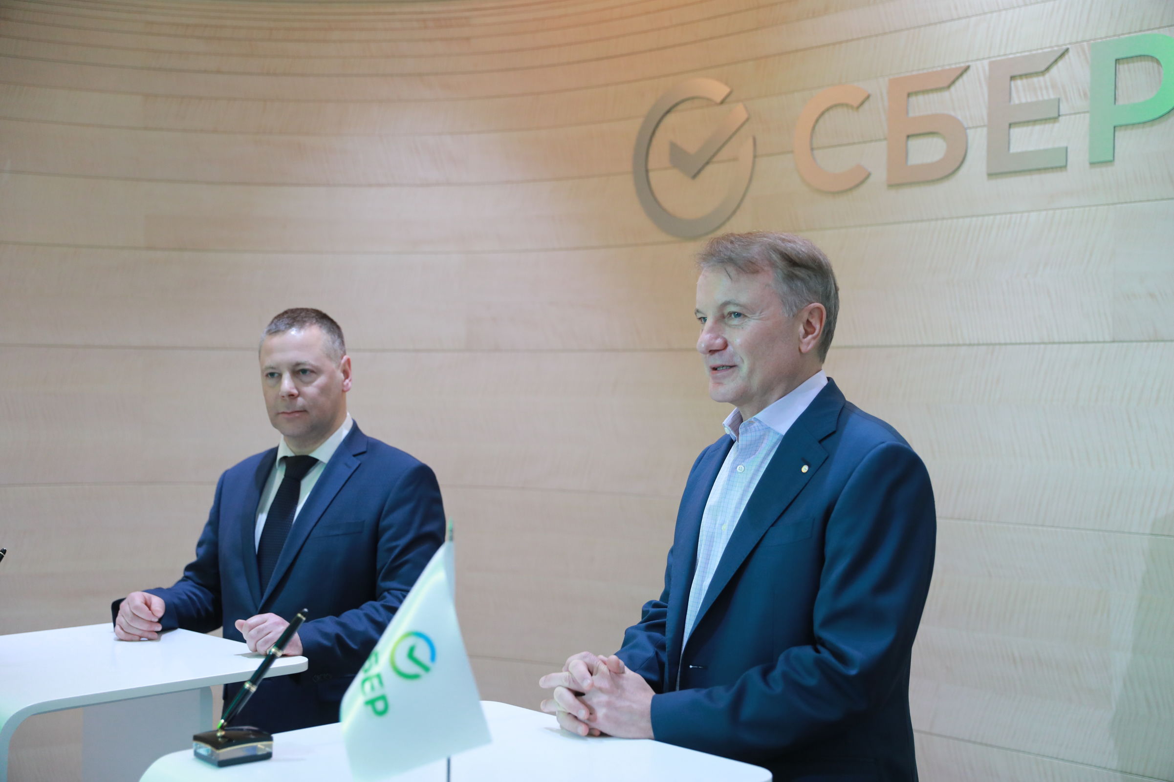 Михаил Евраев и Герман Греф подписали соглашение о создании «Школы 21» в Ярославле