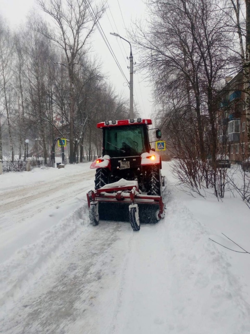 20 сантиметров осадков за сутки: мэр Ярославля пообещал расчистить город от снега к утру понедельника