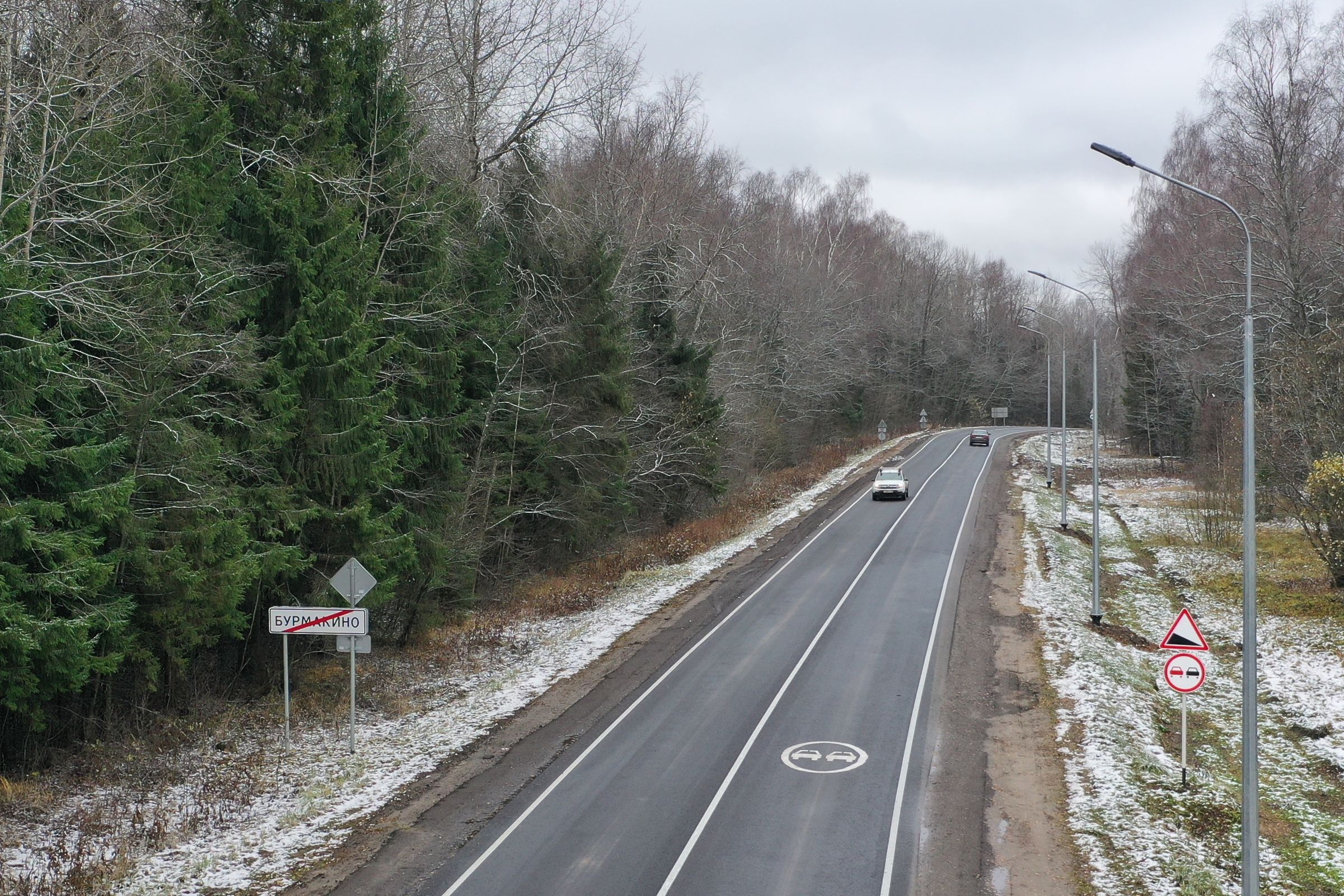 На ярославских дорогах установили новые светофоры и барьерные ограждения