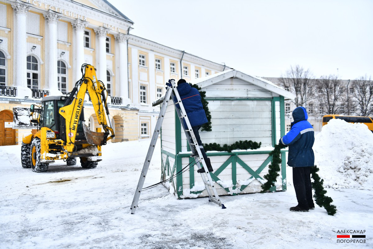 На Советской площади откроется новогодняя ярмарка с фуд-кортом и волонтерским домиком