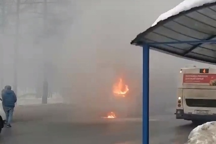 В Ярославле загорелся пассажирский автобус №56