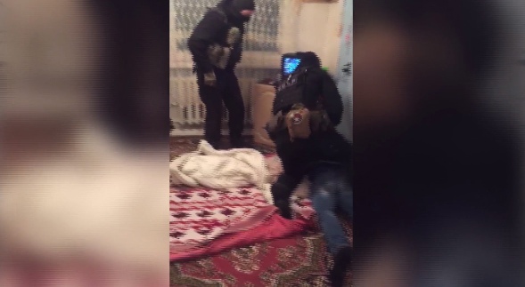 В Ярославской области задержали подозреваемых в нападении на пенсионерку в ее доме