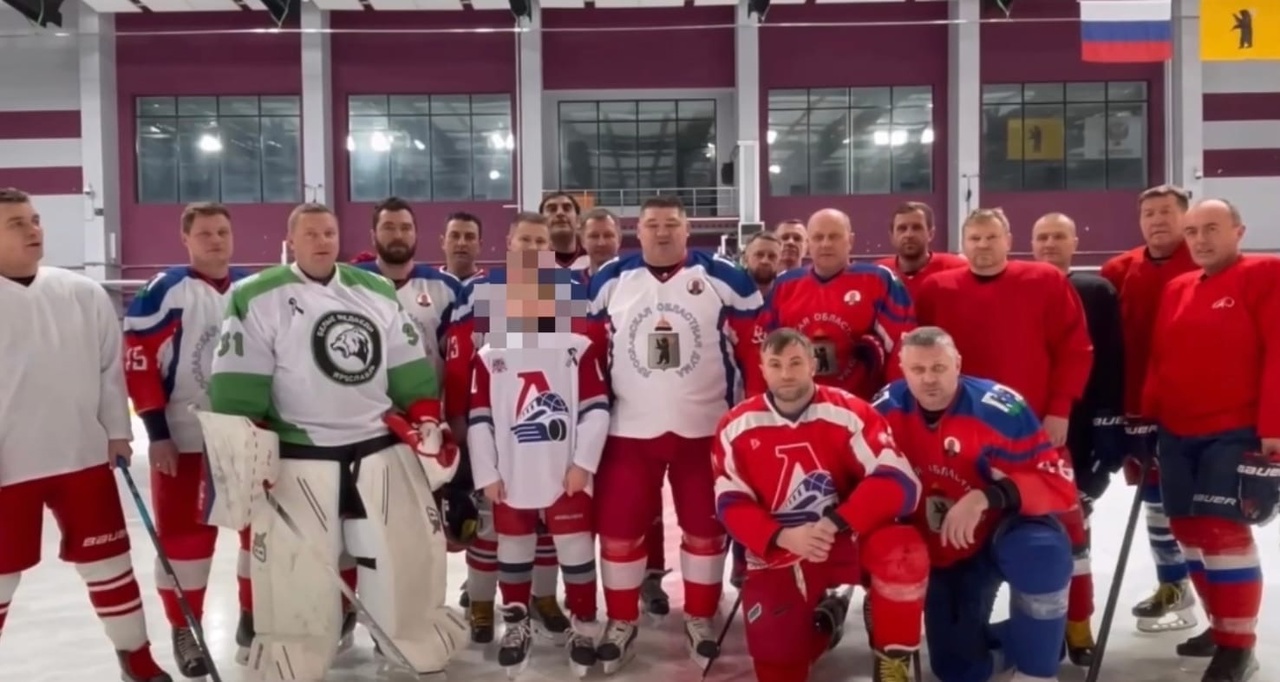 Хоккеисты любительской команды из Ярославля поддержали земляка Проворова, отказавшегося в США надеть майку с ЛГБТ-символикой