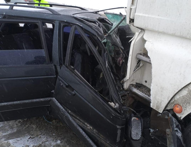 В Ярославской области в ДТП с грузовиком погиб водитель