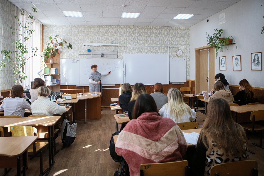 В Рыбинске завершился ремонт в школе №24, где обрушилась штукатурка