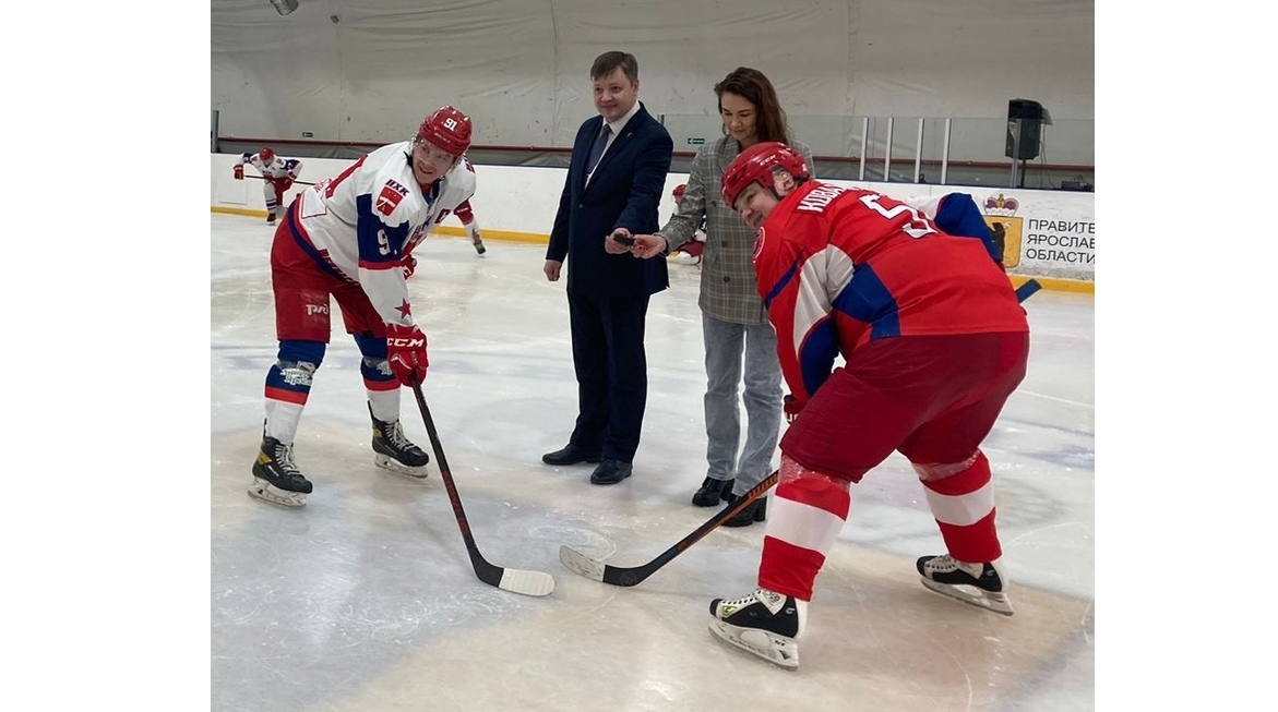 Матч памяти хоккейной команды «Локомотив» состоялся в Некрасовском районе