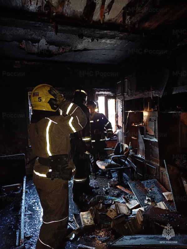 В Ярославле горел частный жилой дом: погиб человек