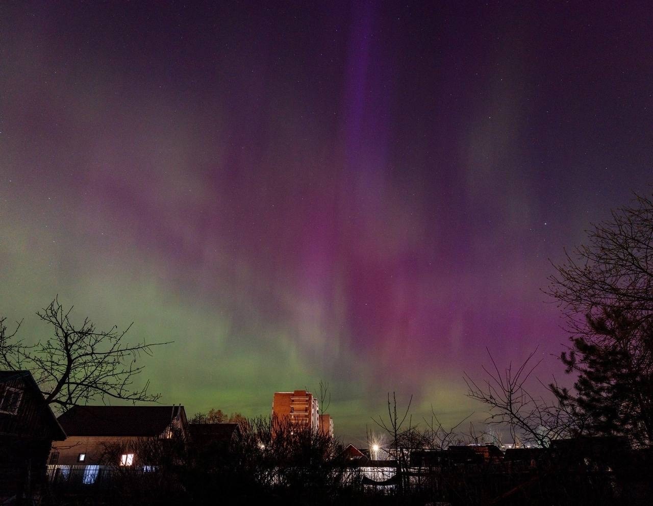 Жители Ярославской области запечатлели северное сияние