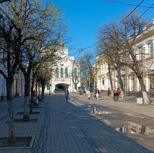 Сувенирные домики убрали с улицы Кирова в Ярославле