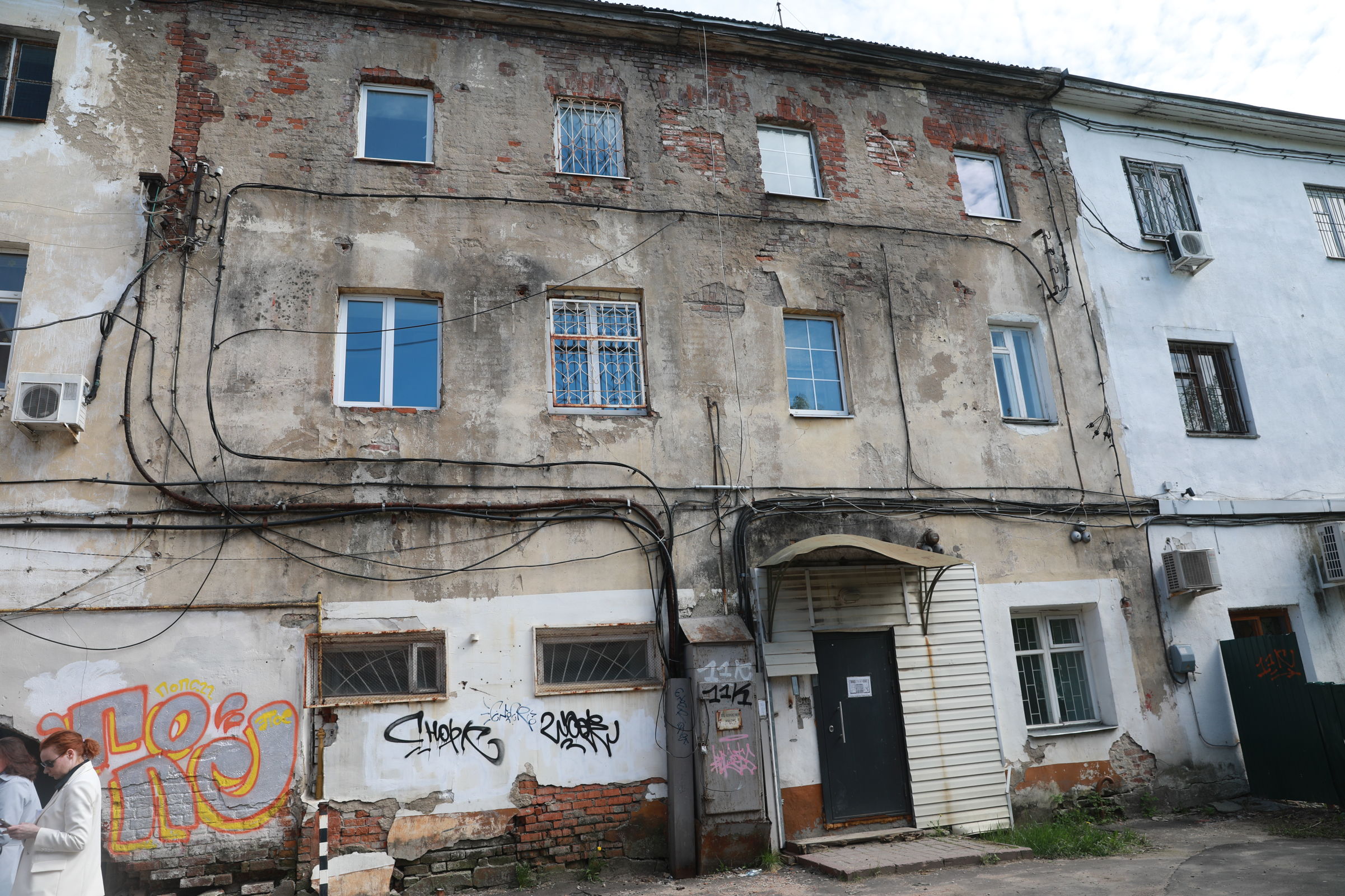 ​Михаил Евраев поставил задачу привести в порядок все фасады зданий в центре Ярославля
