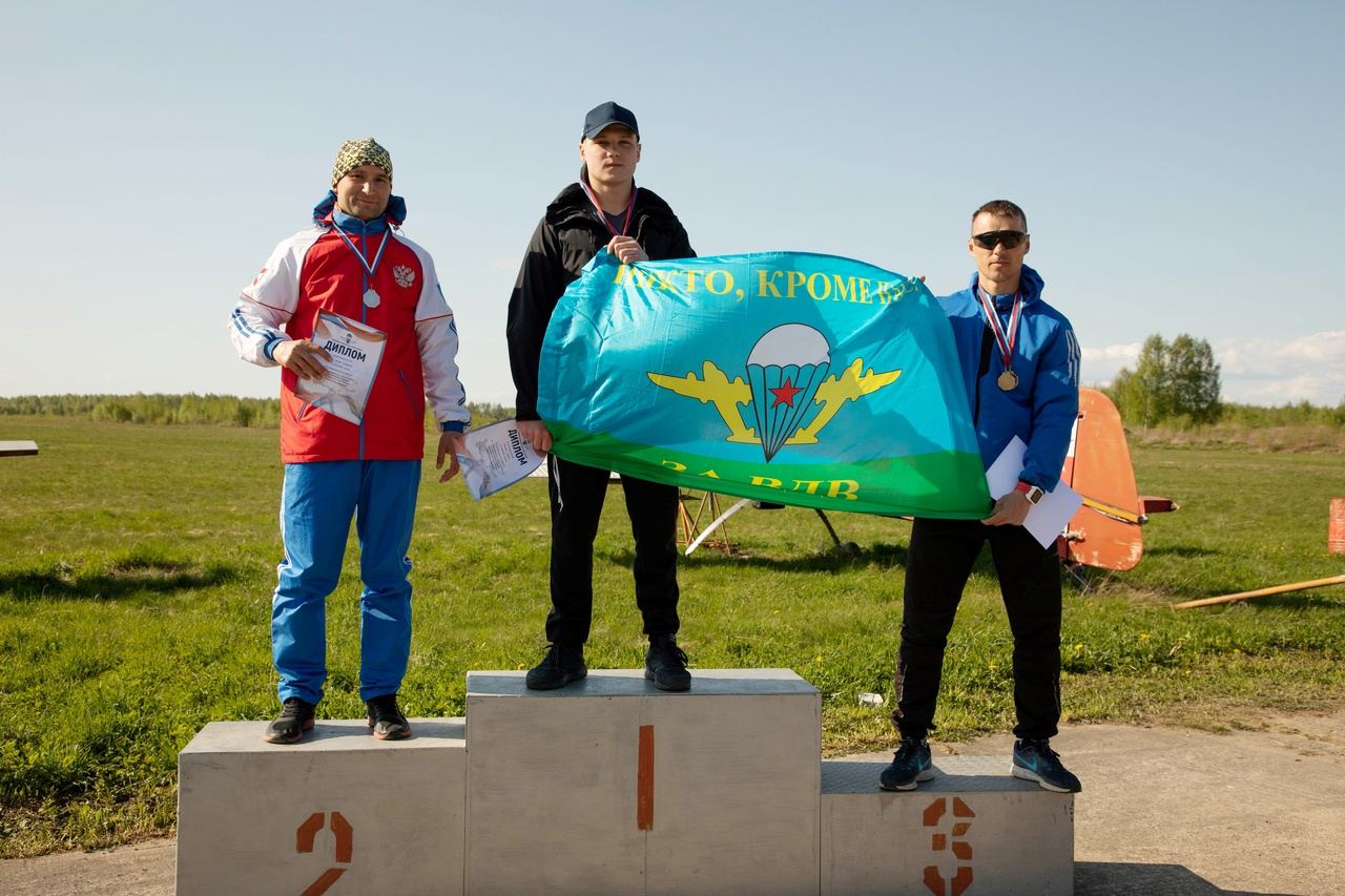 Рыбинец завоевал четыре медали на международных соревнованиях по парашютному спорту