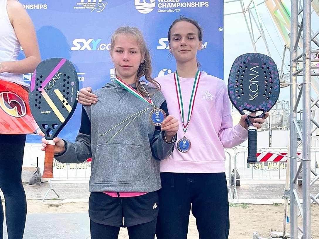 Рыбинские спортсменки завоевали медали чемпионата мира по пляжному теннису
