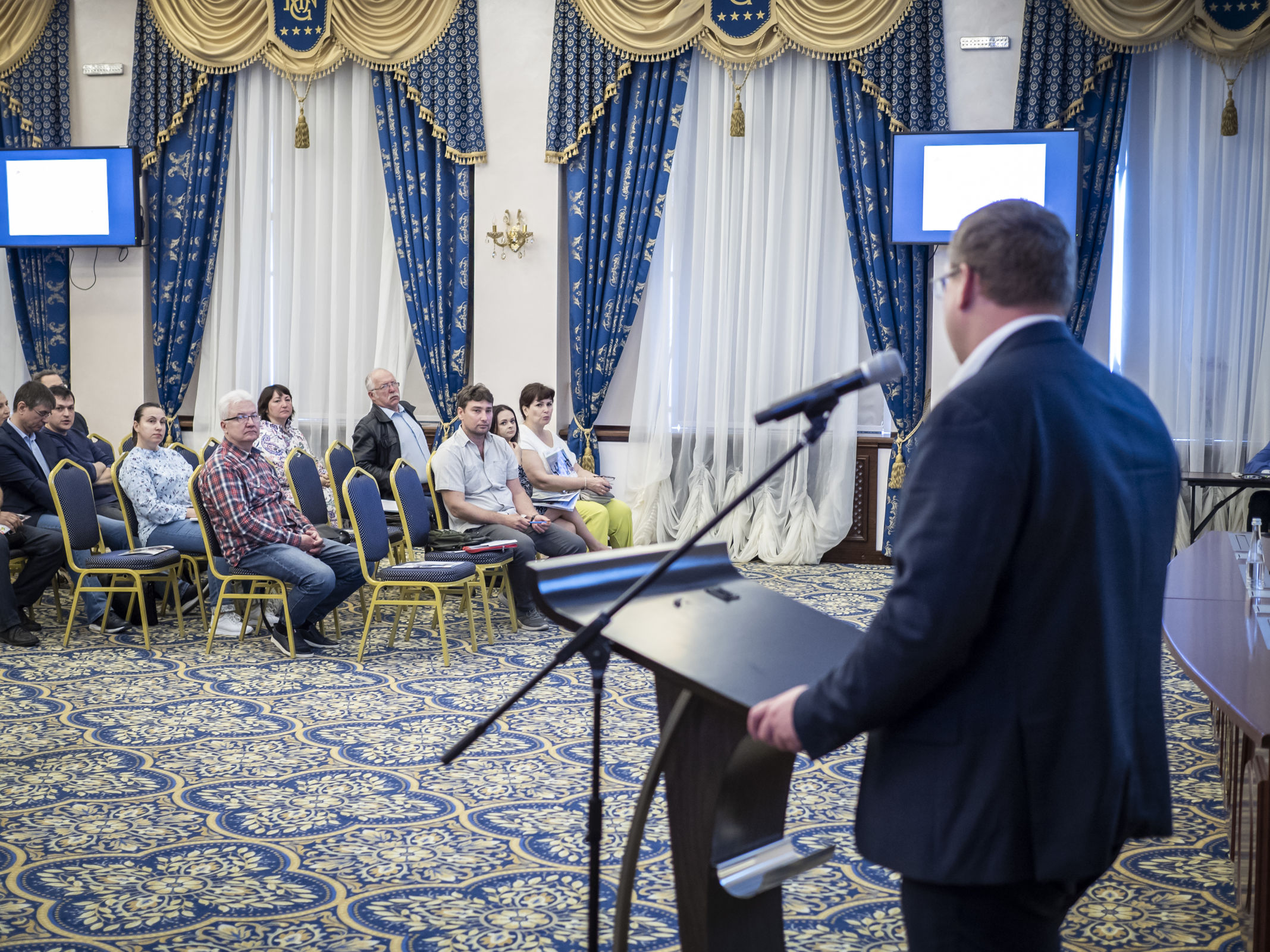 Ярославским предпринимателям рассказали о мерах поддержки бизнеса и способах привлечения финансирования