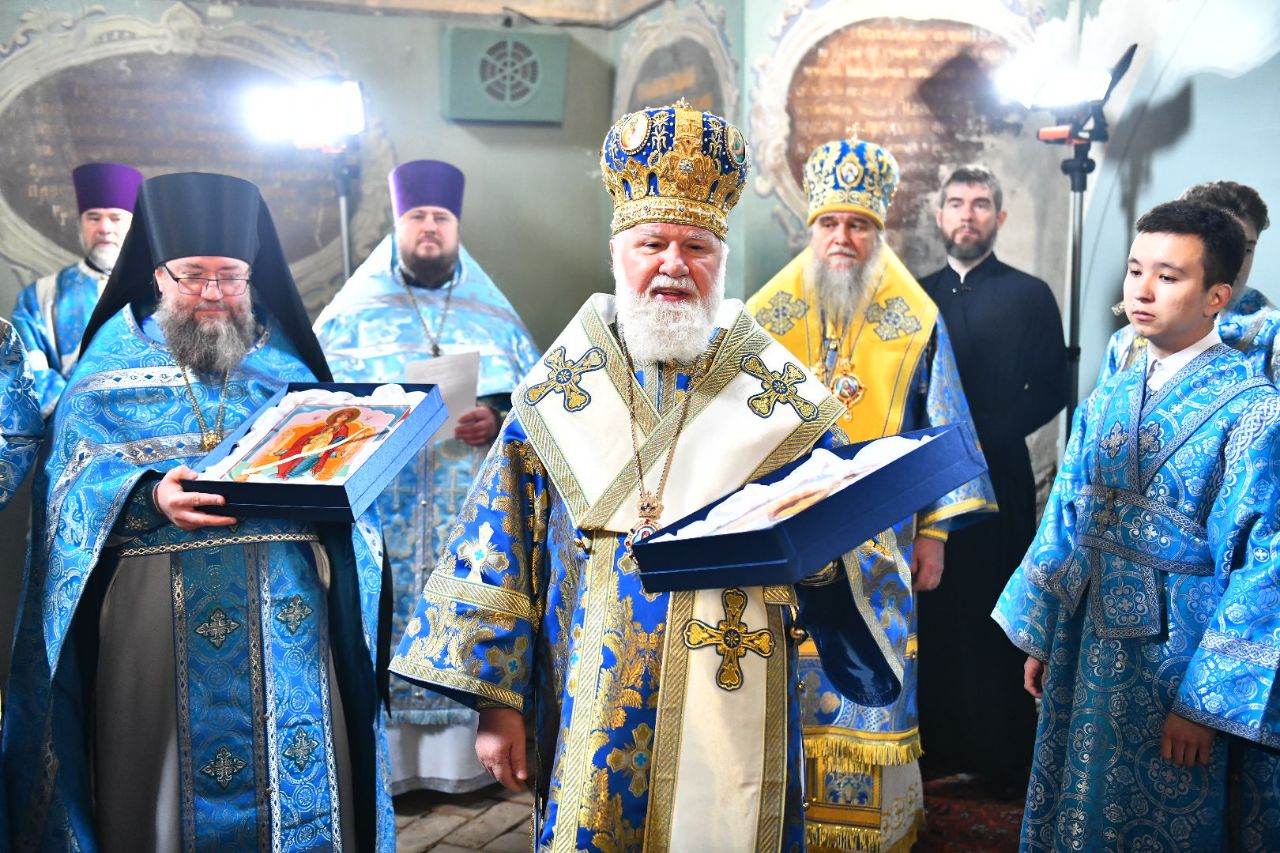 Лик Богоматери Печерской воссоздали в Ярославле спустя столетие