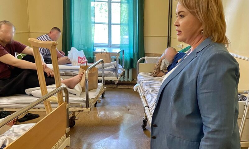 Ярославские «Защитники Отечества» навестили раненых бойцов СВО