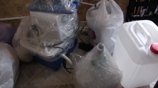 В Ярославской области ликвидировали домашнюю нарколабораторию и изъяли более килограмма синтетического наркотика